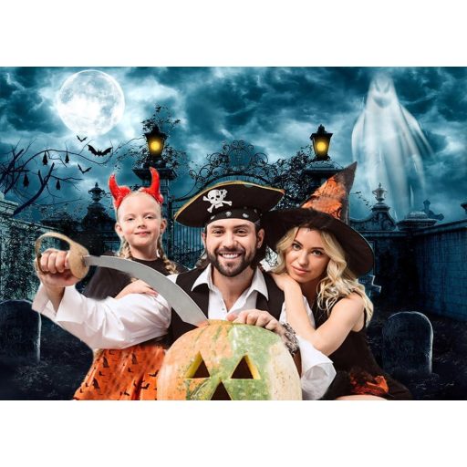 Strašidelné halloweenske pozadie: Modrý cintorín s duchmi a tekvicovou lampou