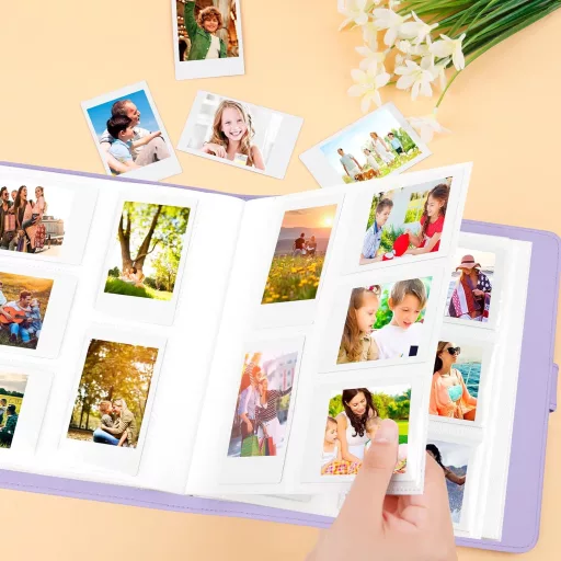 Ruibytree 360 Fotóalbum Fujifilm Instax Mini 12 11 9 40 és Polaroid Snap Instant Fényképezőgépekhez, 86x54mm Képekhez, Lila PU Bőr Borítássa