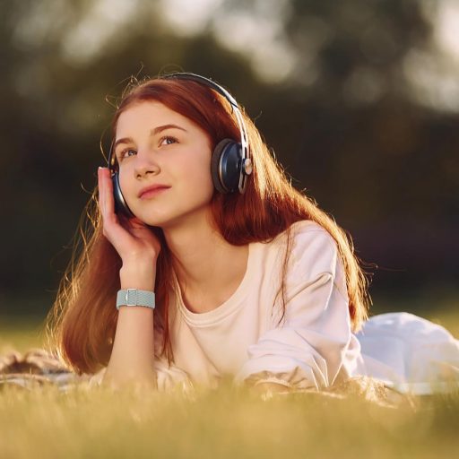 Suitisbest Nylonový remienok pre Apple Watch 38mm 40mm 41mm 42mm Protišmykový Pletený Elastický Náramok Watch 11 10 9 8 SE 7 6 5 4 3 2 1 Zelený