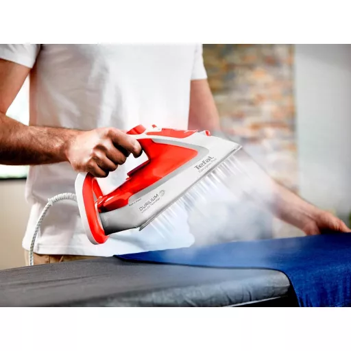Tefal FV5738 Easygliss Plus gőzvasaló 2800W, 230g/min gőzlökés, 3 gőzózóna
