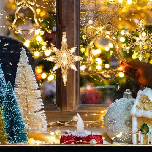 Set 3 bucăți Qtuie decorațiuni LED de Crăciun pentru geam - Model Stea, Fulg de Nea, Clopot - Cu ventuze, pe baterii, ghirlandă luminoasă Alb Cald
