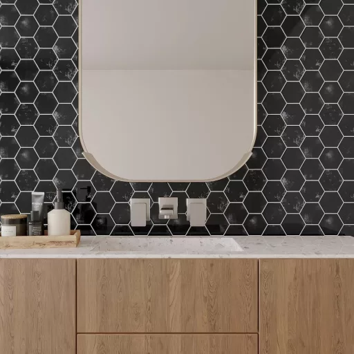 VEELIKE Šesterokutne Mramorne Crne Samoljepljive Naljepnice za Pločice - Vodootporni Zidni Paneli za Kuhinju i Kupaonicu, 30,5 x 30,5 cm, 6 komada