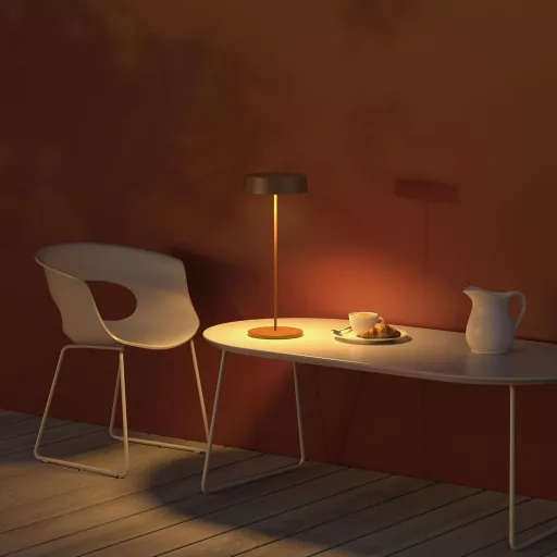 Stolná LED lampa Palmina 901 s funkciou stmievania, bezdrôtová, vodoodolná IP54