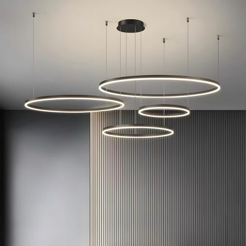 YYUTLUO Candelabru LED Modern - 4 Inele Negru-Aurii (20+40+60+80cm), 100W, Telecomandă, Intensitate Luminoasă Reglabilă, Lampă de Tavan pentru Living