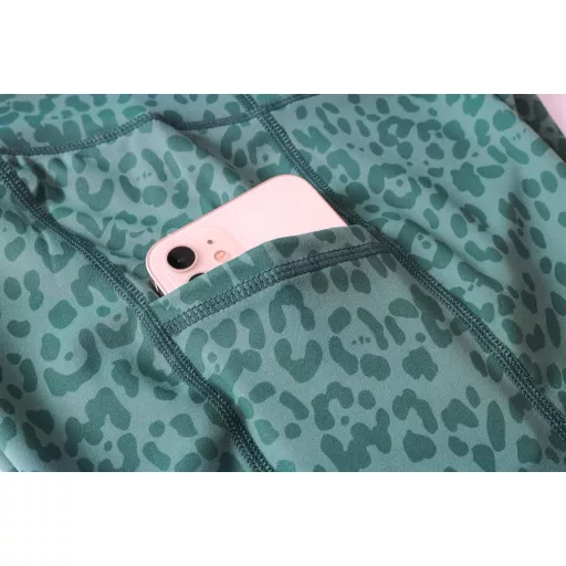 COTOP női sport leggings magas derékkal, zsebekkel, yoga rövidnadrág futáshoz és edzéshez, S-es méret