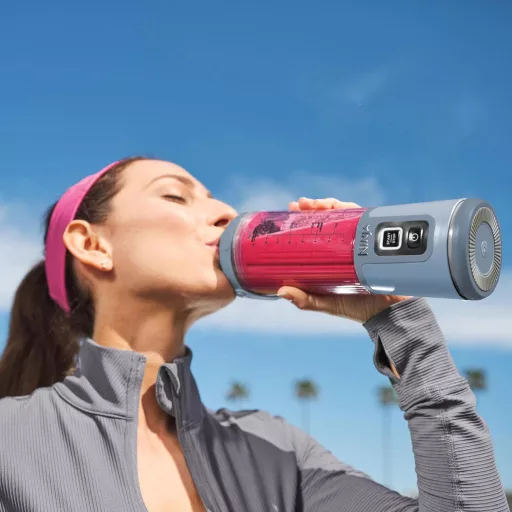 Ninja Blast BC151EUNV Hordozható Turmixgép 530ml Vezeték Nélküli Jégzúzó Smoothie Készítő Kék