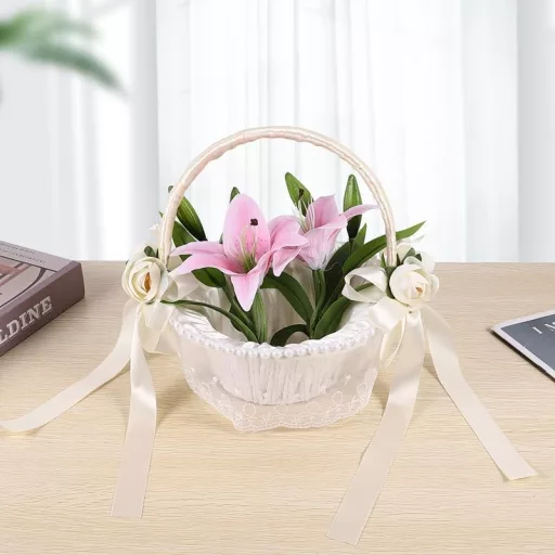 Bzocio Ručno rađena košarica za cvijeće za dekoraciju vjenčanja - Okrugla luksuzna košara za pohranu s mašnom, bijeli saten, 21,5x23,5 cm, za djevojčice koje posipaju latice