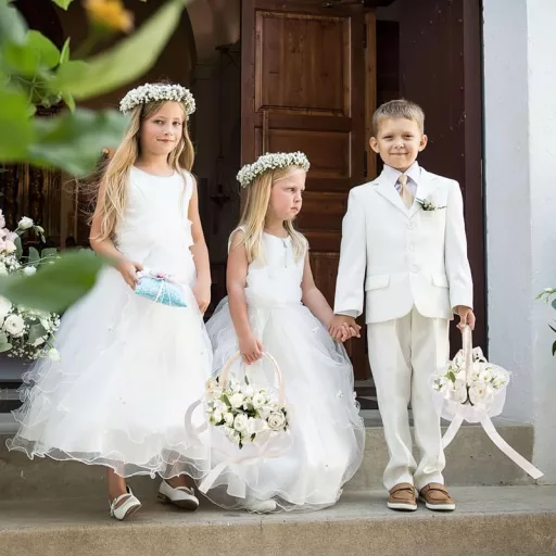 Bzocio Kézműves Virágkosár Esküvői Dekorációhoz - Kerek Luxus Tárolókosár Masnival, Fehér Szatén, 21,5x23,5 cm, Sziromszóró Kislányoknak