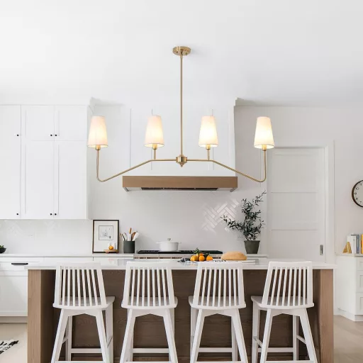 ZenithBeam Viseća Lampa 120 cm - 4 Žarulje Zlatni Metalni Luster s Bijelim Lanenim Sjenilom, Grlo E14, za Osvjetljenje Blagovaonskog Stola i Kuhinjskog Otoka