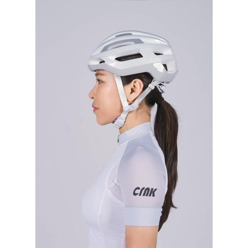 Cască de ciclism ultraușoară CRNK Helmer Hyper cu închidere magnetică, reglabilă