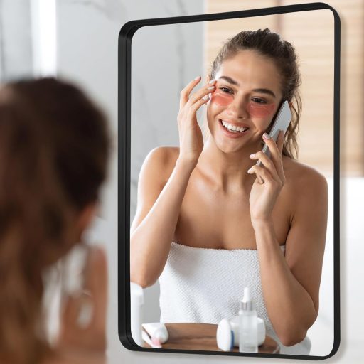 LunaMirror Fekete Fali Tükör 60x90 cm - Modern Alumínium Kerettel Fürdőszobába, Hálóba, Nappaliba - Függőlegesen és Vízszintesen Akasztható