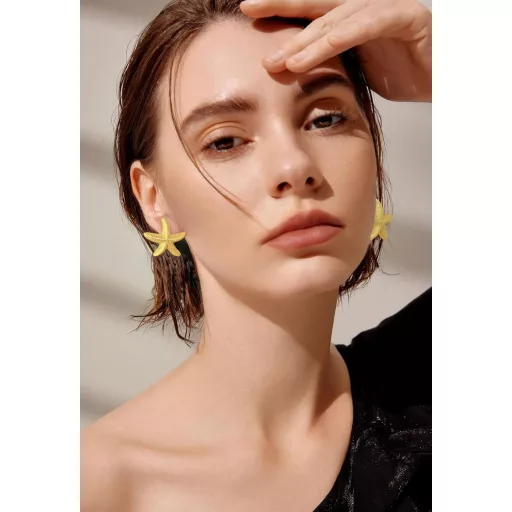 GUIZIYAO Náušnice Zlatá Morská Hviezda pre Ženy - Plážové Šperky vo Vintage Štýle, Elegantné Pozlátené Náušnice do Uší pre Dievčatá