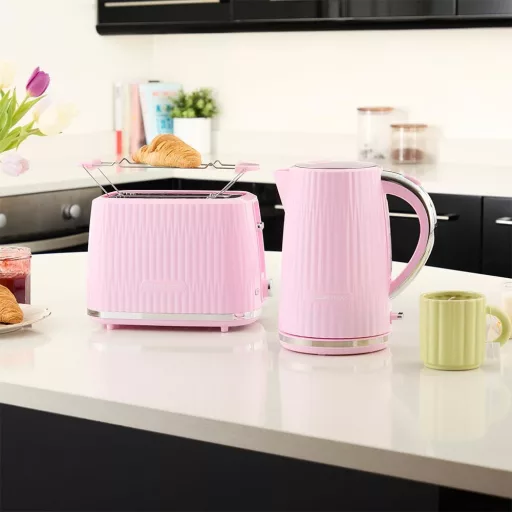 Russell Hobbs Eden 1.7L Vízforraló Málna Rozsdamentes Acél Szűrővel