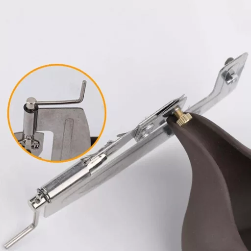 Aparat de legat cârlige din inox Kiuiom, pentru noduri rapide.