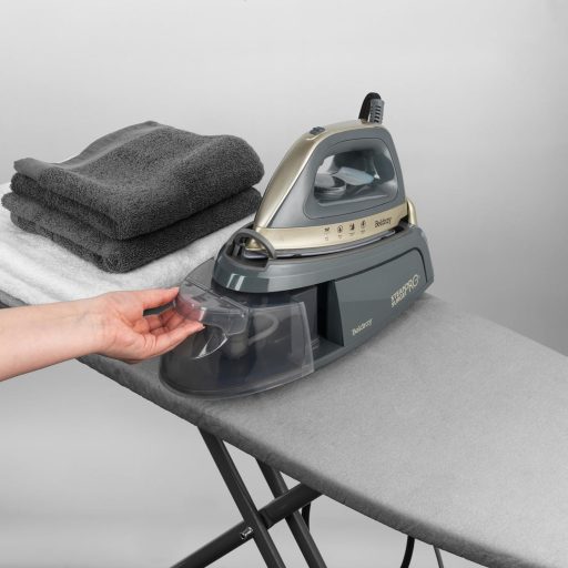 Beldray Titanium Steam Surge Pro gőzvasaló állomás 1.2L tartállyal, kerámia talppal