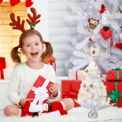 HUIKUANGEU Mini Brad de Crăciun LED, Decorațiune de Masă pentru Acasă sau Birou