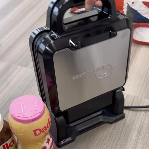 LITTLE BALANCE 8805 Forgó Gofrisütő Elektromos Belgaféle Wafflekészítő 1200W Fekete