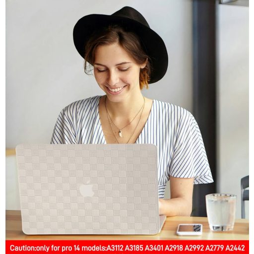 BYCeKe MacBook Pro 14" maska za modele 2021-2024 M4-M1 A3112 A3185 A3401 A2918 A2992 A2779 A2442 - zaštitna maska od umjetne kože s uzorkom kariranog dezena za tipkovnicu