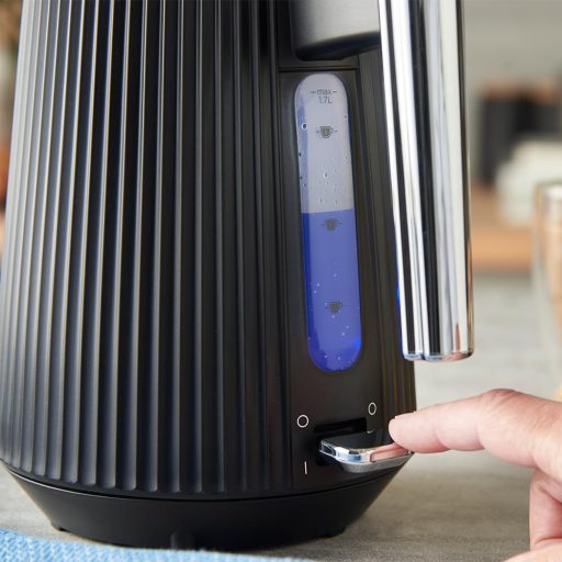 Russell Hobbs Brontë Black 1.7L Elektromos Vízforraló 2400W Rozsdamentes