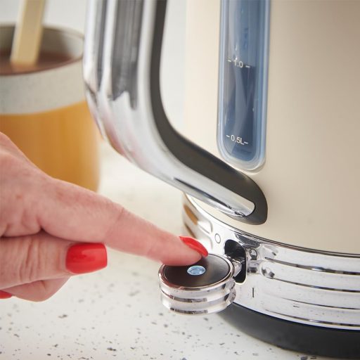 Russell Hobbs Hanley Retro Jasmine Vízforraló 1.7L Rozsdamentes Acél Vintage