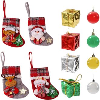   Sada vianočných dekorácií Kiuiom, 4 kusy, vianočné ponožky, ozdoby a darčeková krabička
