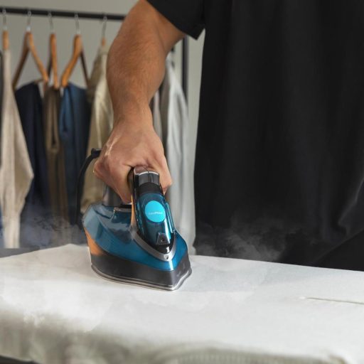 Cecotec Fast & Furious 5060 Ultra gőzvasaló 3200W, 70g/perc folyamatos gőz