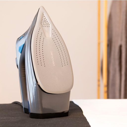 Cecotec IronHero 3200 Vital gőzölős vasaló 3200W, 270g/min gőzlökés, folyamatos gőz