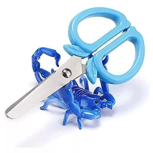 Penar din plastic în formă de Scorpion Albastru - Un accesoriu școlar unic